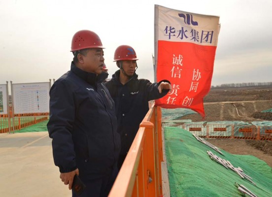 威客电竞集团公司黄鹏总司理一行深入项目检查复工情形